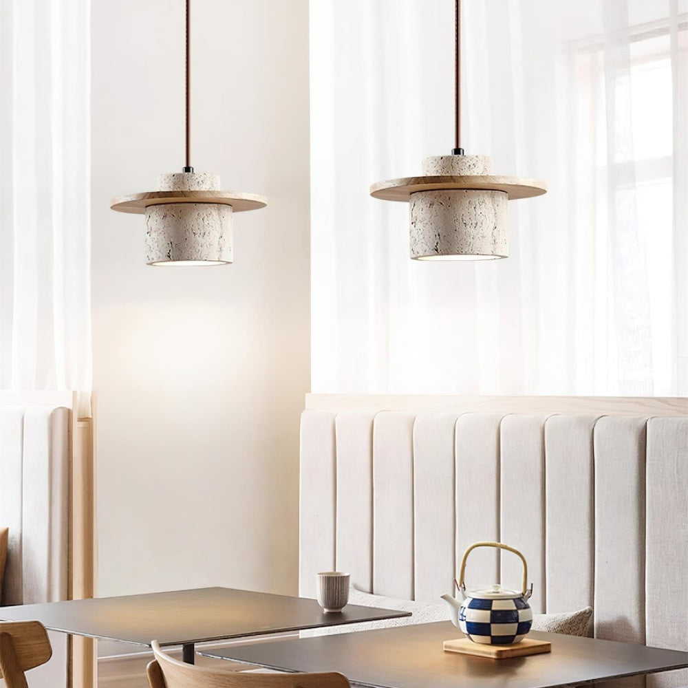 Suspension Elindra Nordic en pierre de travertin (3).webp__PID:a0bd8b62-b48b-441d-bbb3-80865f0d2c2f