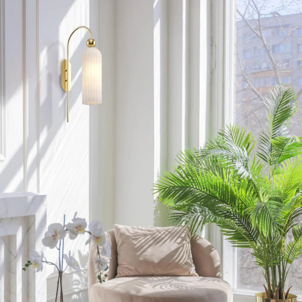 Alvyen Nordic Vertical Glass Wall Light-white (2).webp__PID:beab1a9a-93ef-414b-9207-e24a166b7cd9