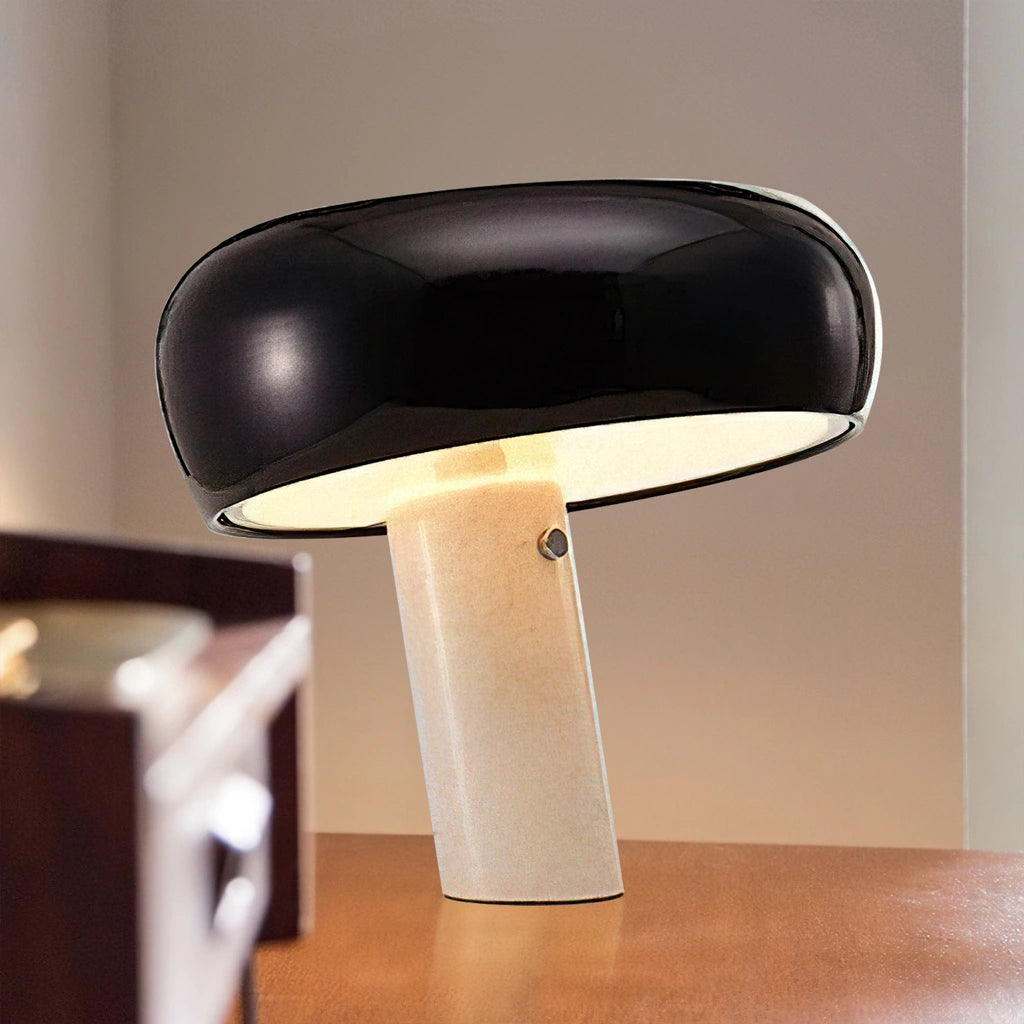 Lugh Snoopy Table Lampe7.webp__PID:5f0ed86f-96da-41d9-9edb-414b9edc6878