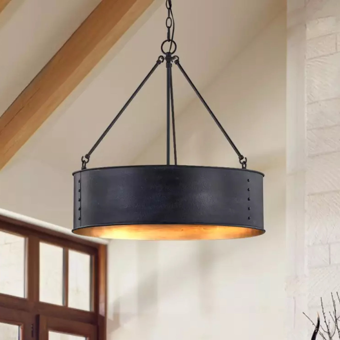 Grayson industriële metalen zwarte trommel hanglamp 1.webp__PID:a97e8487-9f6f-4ce0-8c52-1c2e33e6f844