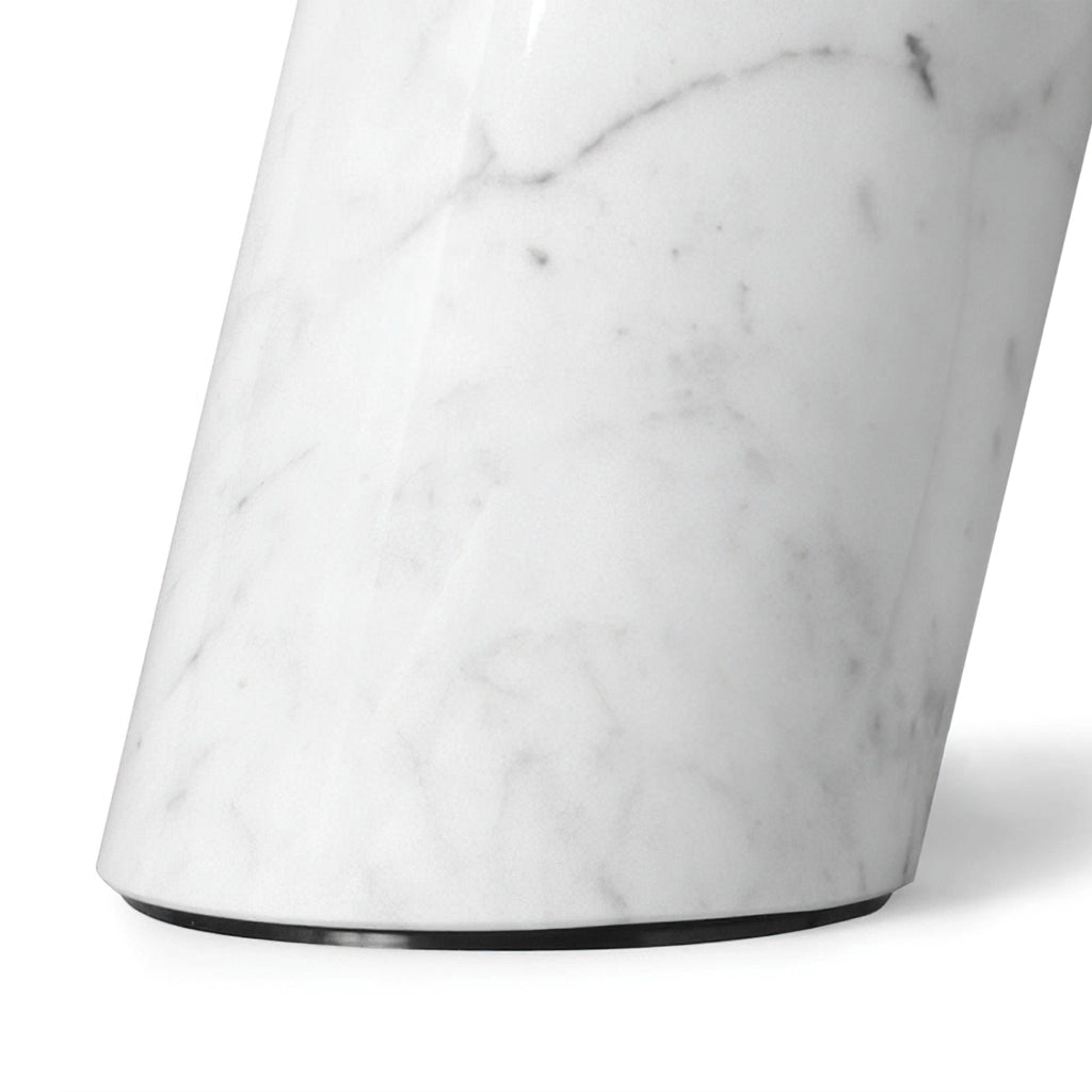 Lugh Snoopy Table Lampedetail2.webp__PID:961b1d9a-693f-41c8-931f-3abac9db0c28