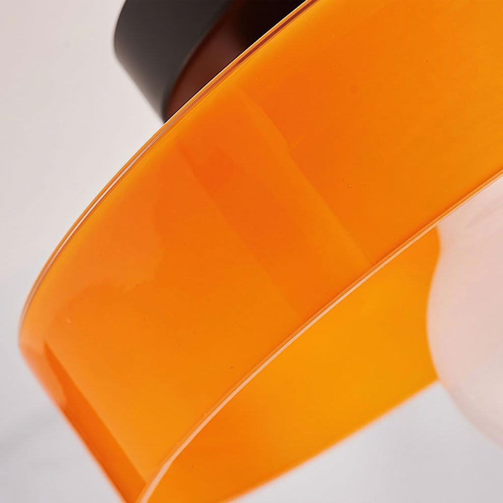 morrow glass disc light detail two.jpg__PID:676fea49-9f7e-41cb-8a0e-73b30d8983ce