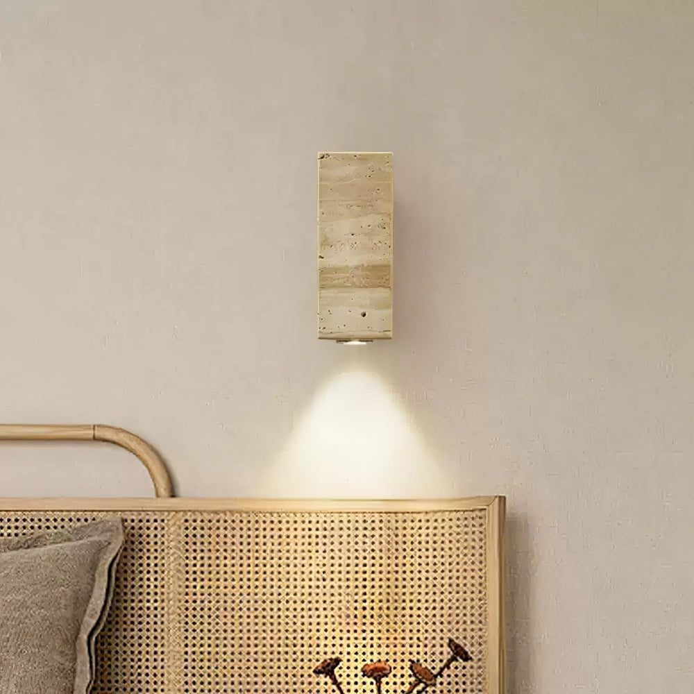 Applique murale vintage Sylvenna en travertin jaune (15).webp__PID:adfa86dc-d613-416e-a54c-5480cf50f9eb