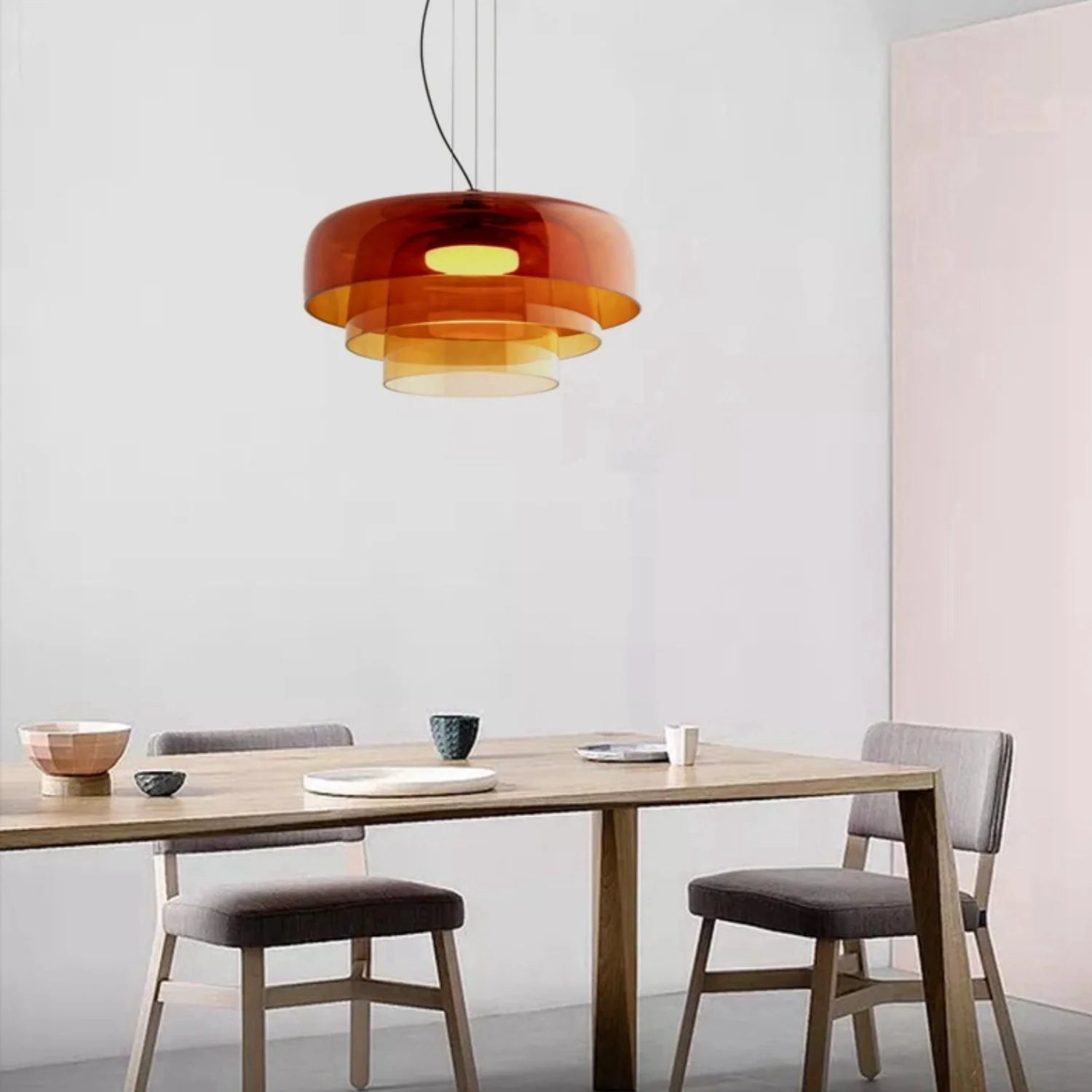 Elara-Farbige-Glas-Schale-Pendelleuchte (3).webp__PID:d7c668e7-982a-449c-8507-9217444aaac6