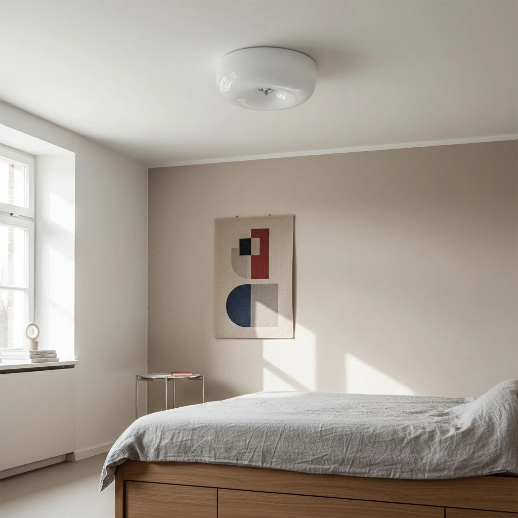 Lampada da soffitto rotonda in vetro Halcyon moderna Bauhaus11.webp__PID:162962c5-d8b4-464a-b42f-ae4adc5e2ab0