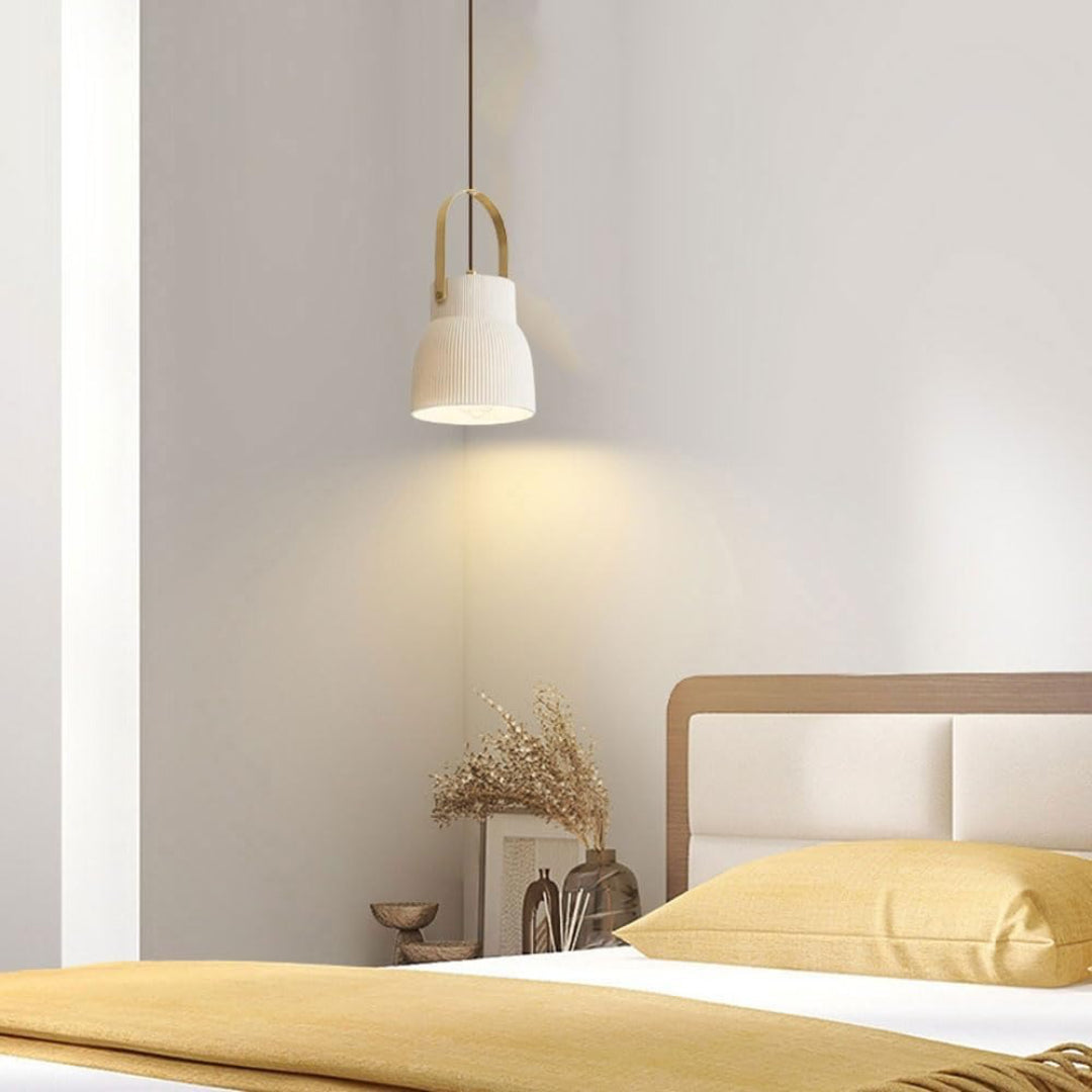 Lampada a sospensione moderna Avery con campana in ceramica a coste B4.webp__PID:7f05313d-59cc-473c-a9bd-3b1bfc3867af