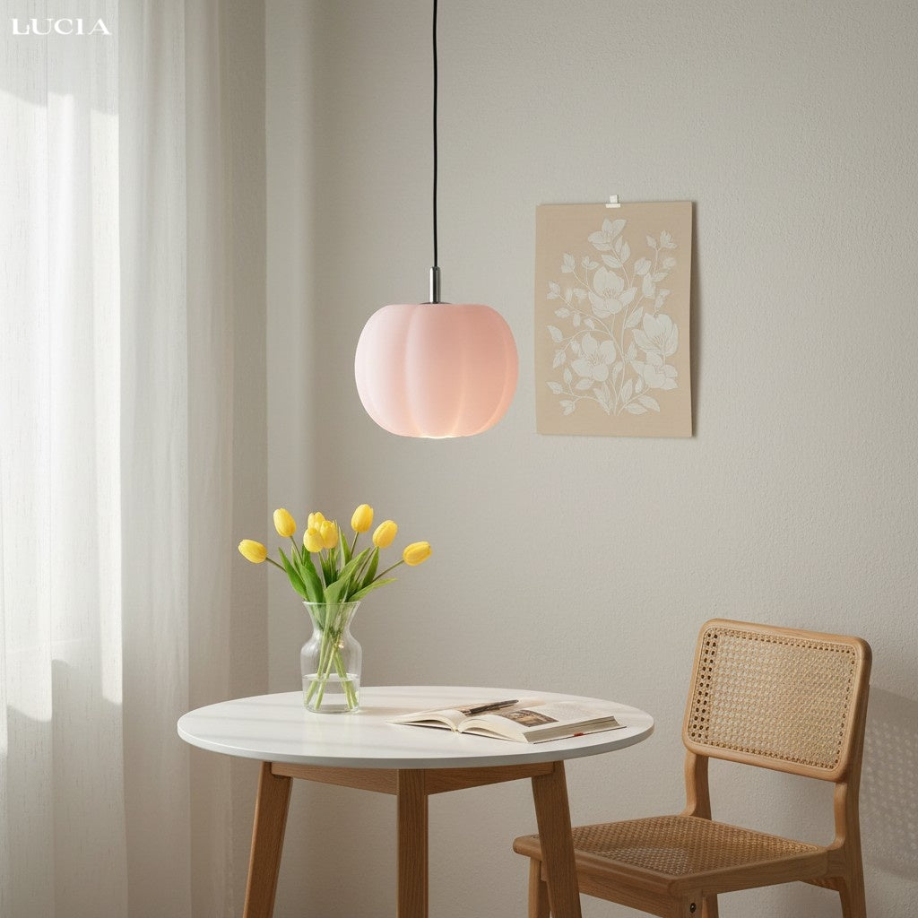 Lampada a sospensione moderna in vetro colorato Cronus Pumpkin (11).jpg__PID:4b92ba1b-2e00-4bbd-9b55-d52b22535ab9