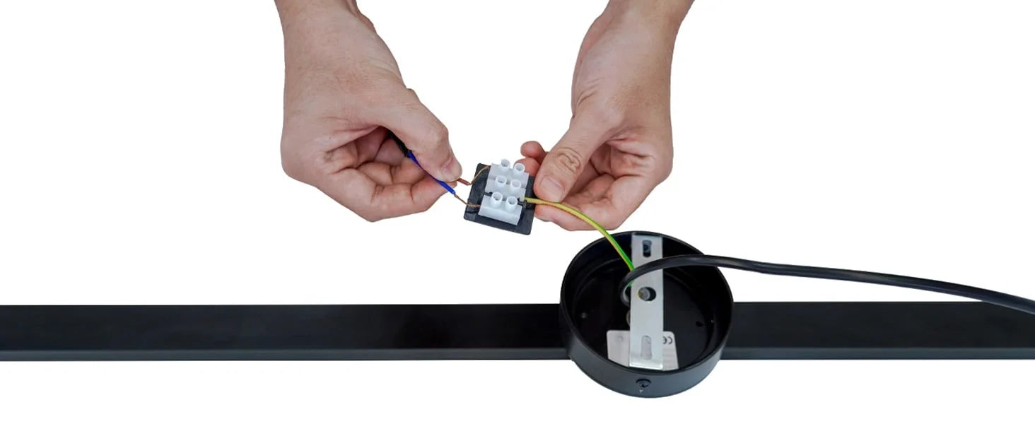 Émera Modern 360 Degree Rotation Ceiling Rail For Light (17).webp__PID:9a39f418-cff9-40bf-8e76-fb81b889803d