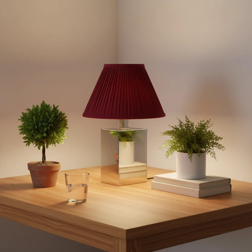 Blair Classic Brass Cone Tischlampe 18.webp__PID:7220b21d-6029-4dcf-84bc-0112d25571f0