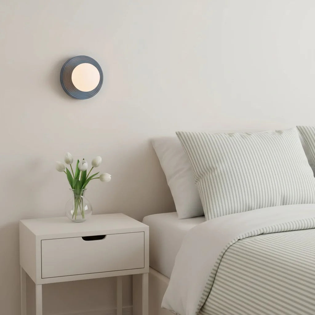 Solveig Nordic mlecznobiały szklany kinkiet ceramiczny (14).webp__PID:08e438fb-05d3-417d-9d1b-f00ffde125ff